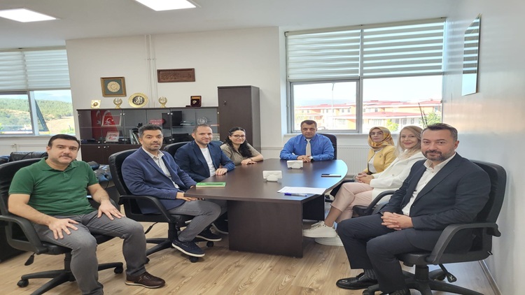 Lisansüstü Eğitim Enstitüsü Yönetim Kurulu Toplantısı Gerçekleştirildi